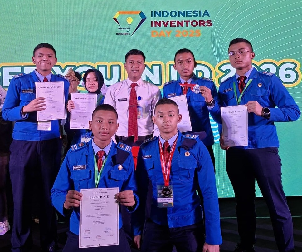 Tim Siswa SMA Taruna Nusantara Raih Dua Medali Perak di Ajang Internasional